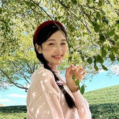 某天后之女又出大瓜：晒豪宅名表，被批炫富，深夜